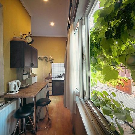 Guest House Tabukashvili 31 Tbilisi ภายนอก รูปภาพ