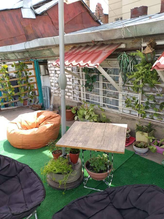 Guest House Tabukashvili 31 Tbilisi ภายนอก รูปภาพ